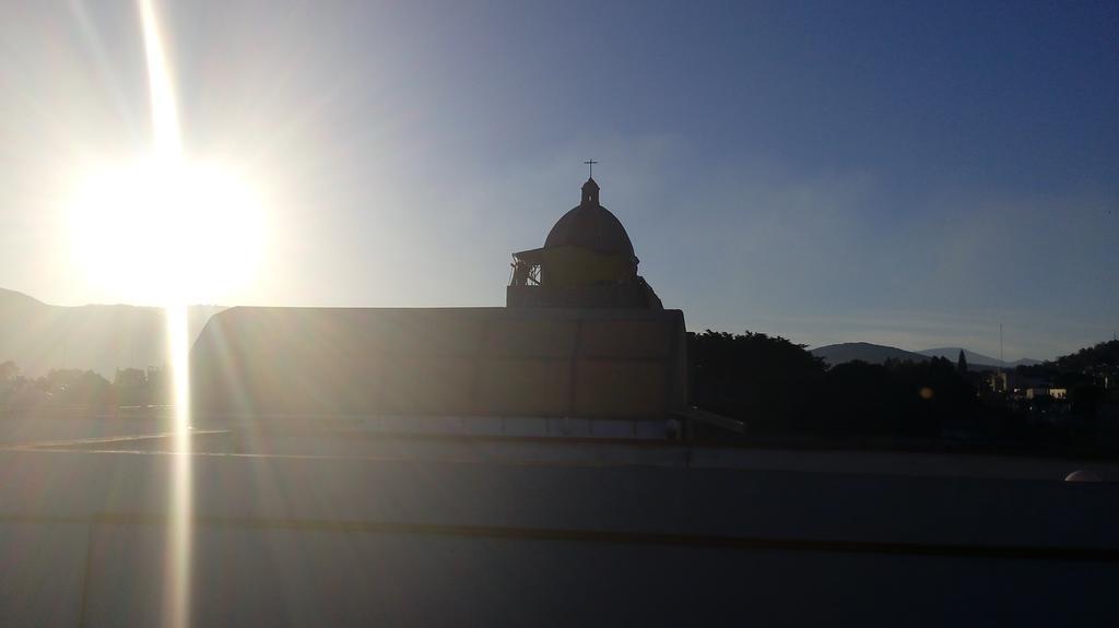 La Leyenda Hostel Oaxaca ภายนอก รูปภาพ